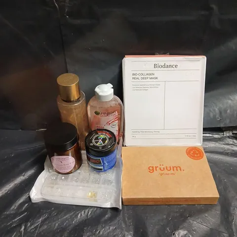 APPROXIMATEY 20 ASSORTED HEALTH AND BEAUTY PRODUCTS TO INCLUDE - GARNIER ROSE SOOTHING TONER - BIODANCE REAL DEEP MASK - MANIC PANIC HAIR DYE - ETC