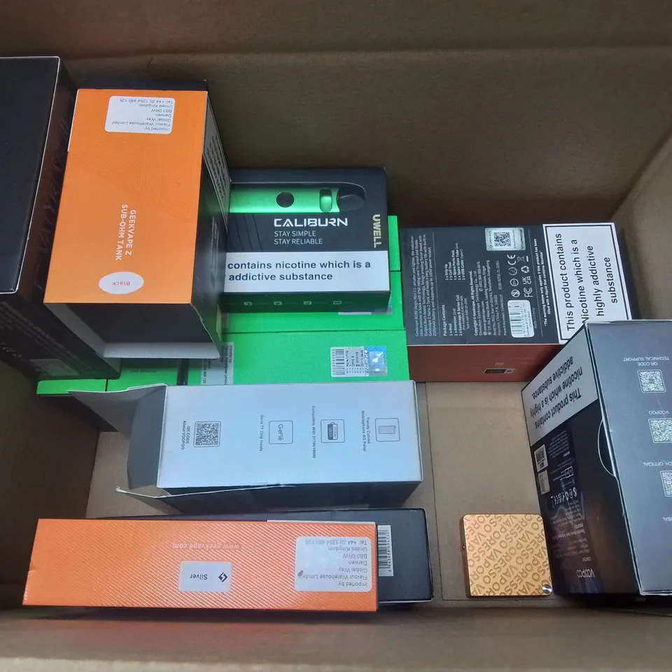 LOT OF ASSORTED E-CIGS AND PARTS TO INCLUDE VAPORESSO, OXVA AND ASPIRE