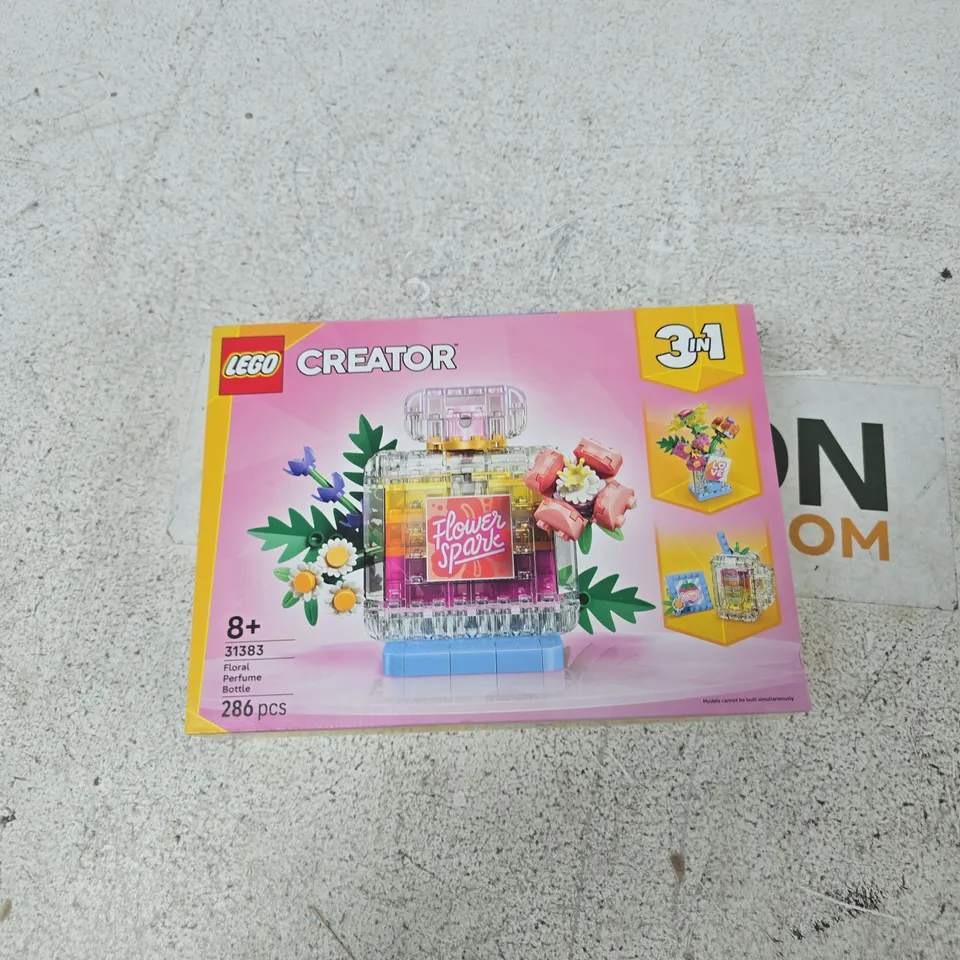 LEGO CREATOR 3-IN-1 FLOWER SPARK (31383) – 286 PIECES, BOXED