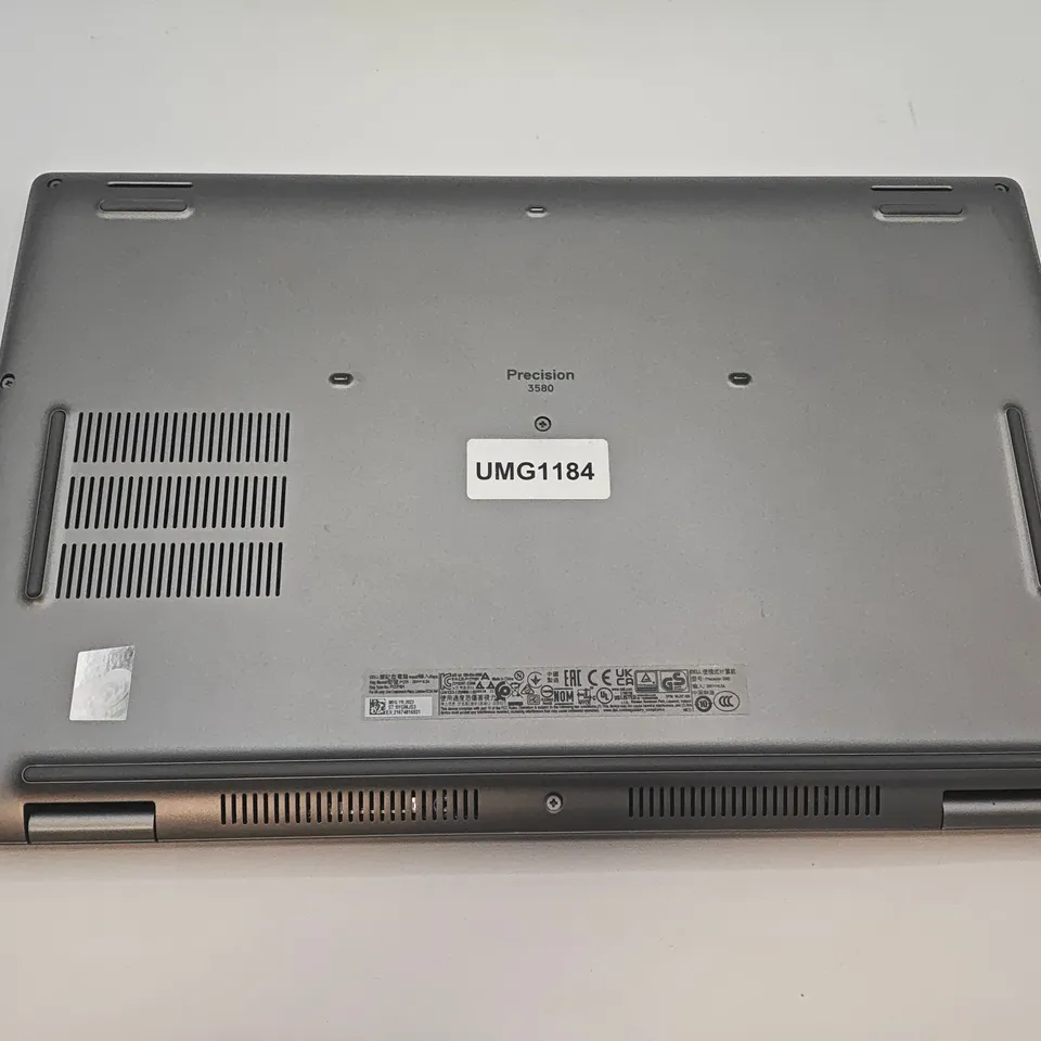 UNBOXED DELL PRECISION 3580 LAPTOP IN SILVER - P127F