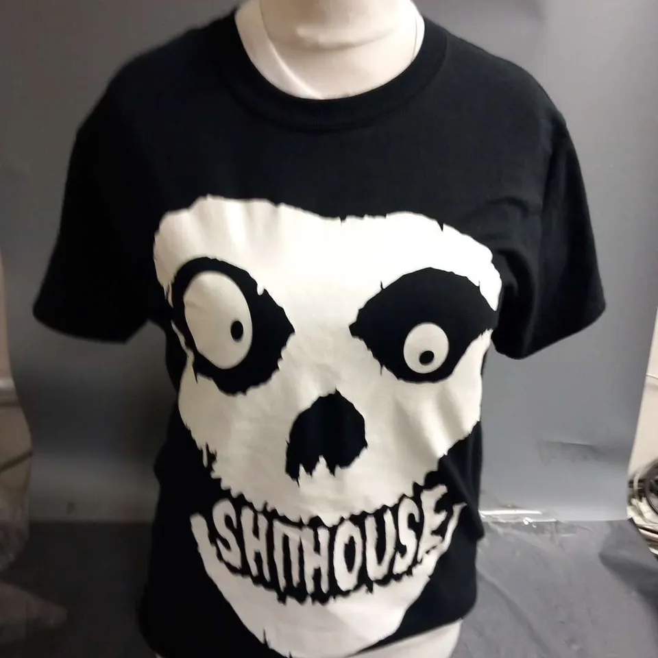 APPROXIMATELY 10 ASSORTED T SHIRTS TO INCLUDE; SHITHOUSE, WEEKEND OFFENDER, BRAVE SOUL AND SNOT WHEEL CO