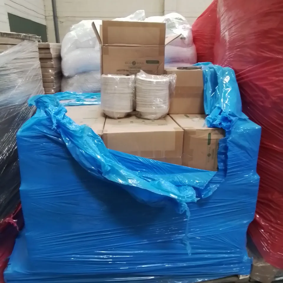 PALLET CONTAINING LARGE AMOUNT OF PULP MOULD 12OZ ROUND DISPOSABLE BOWLS
