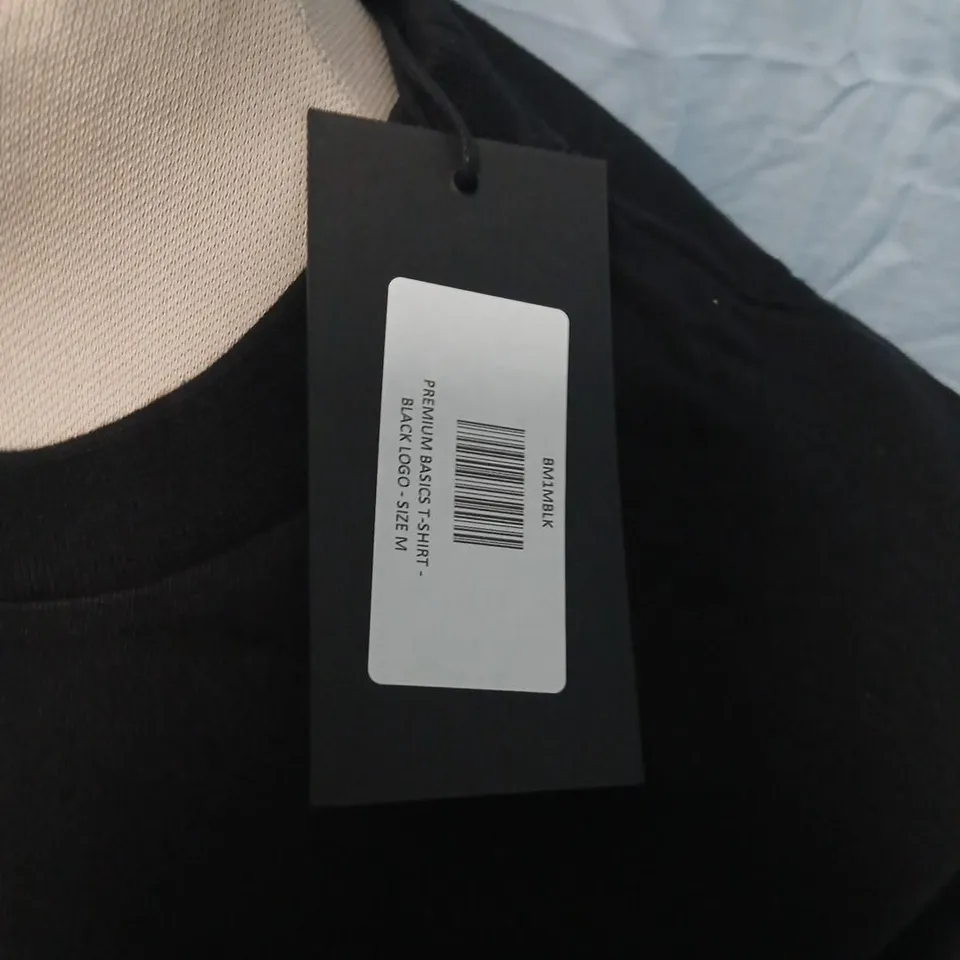 LEGEND PREMIUM BASICS T-SHIRT – BLACK WITH CHEST LOGO, UK SIZE M