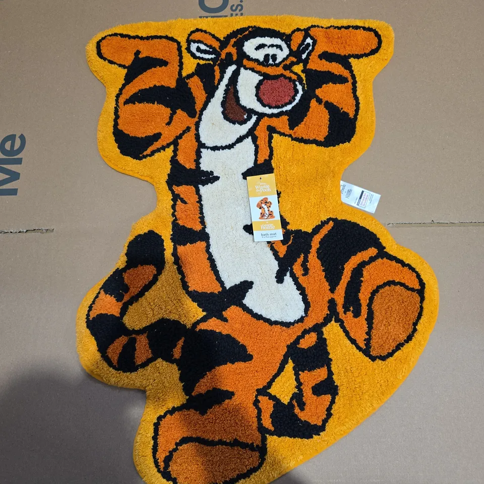 10 WHNNIE THE POOH TIGER BATH MATS 