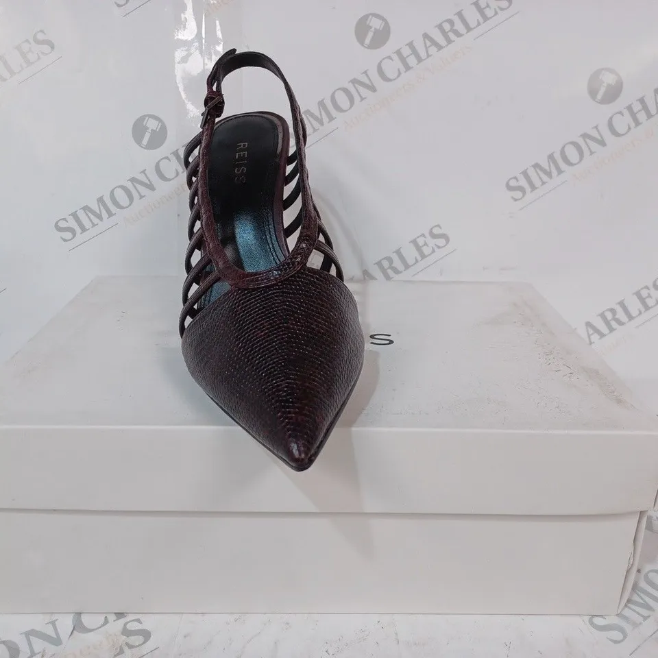 BOXED PAIR OF REISS DAPHNE SLINGBACK HEELS IN POMEGRANATE SIZE 6