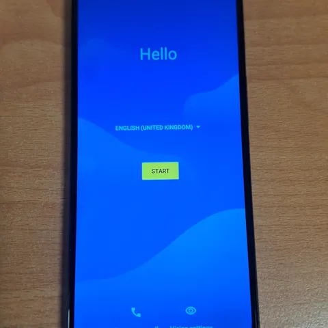 BOXED TCL 40 R5G IN STARLIGHT BLACK - T771K