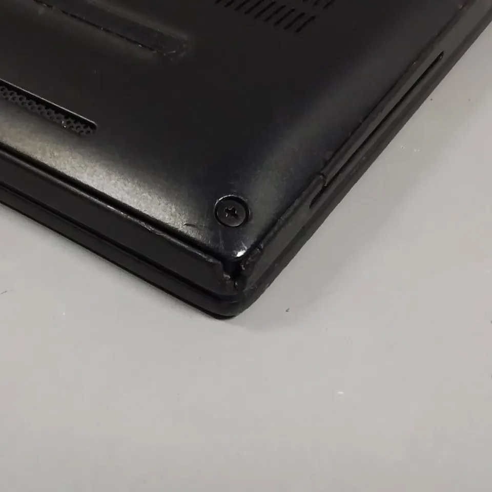 UNBOXED DELL LATITUDE 7490 INTEL CORE I5 8TH GEN LAPTOP