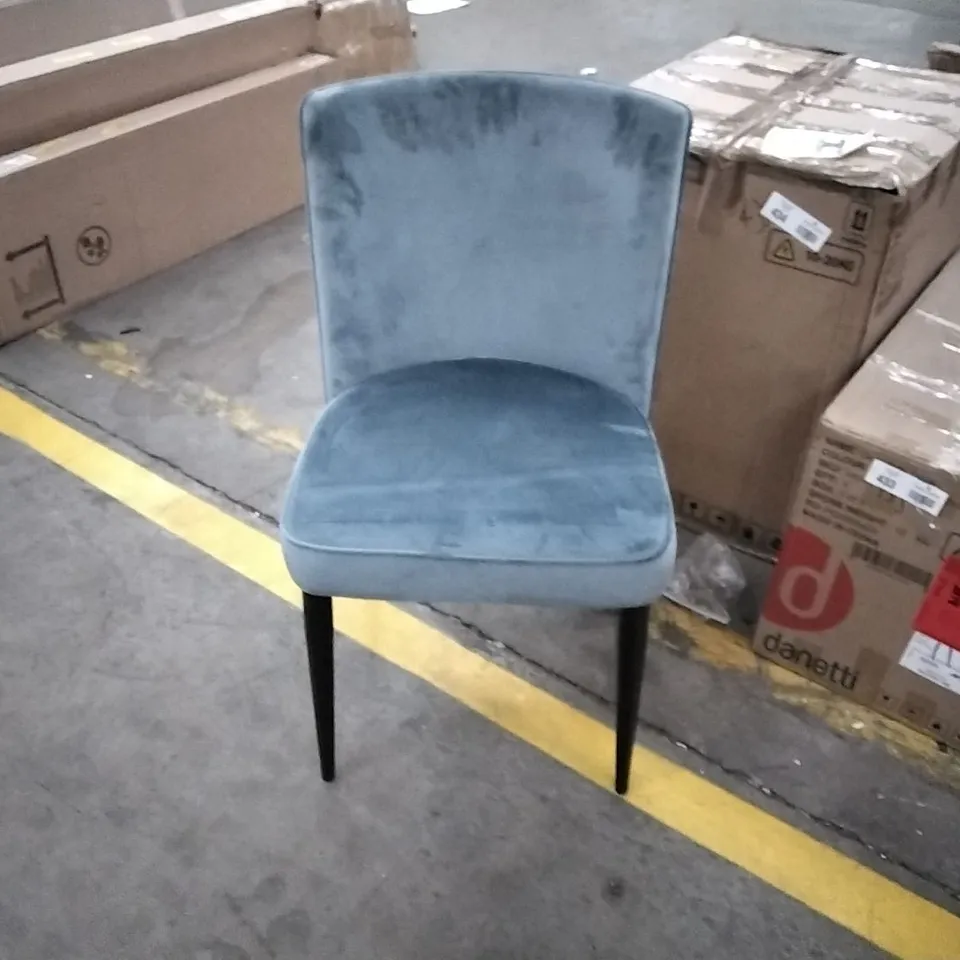 DANETTI SERENA BLUE VELVET DINING CHAIR