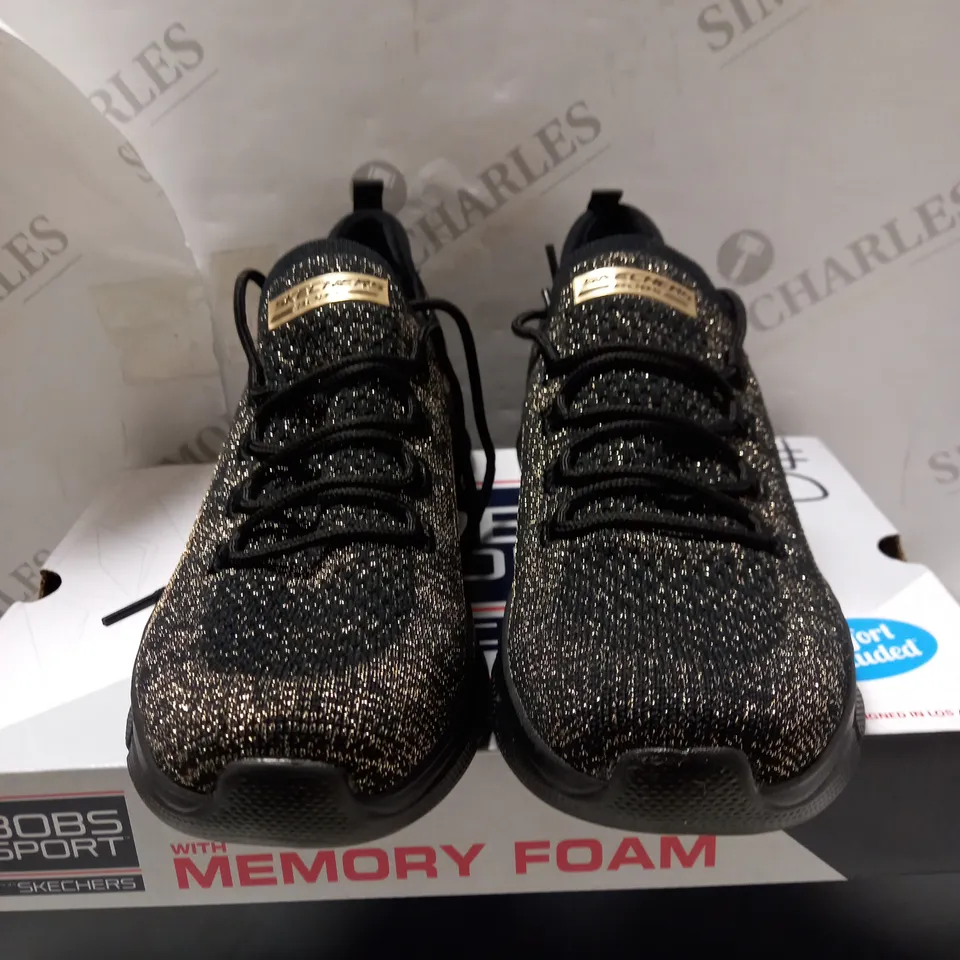 SKECHERS BOBS FLEX BLACK TRAINERS - SIZE 6