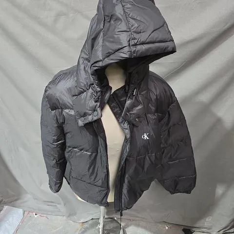CALVIN KLEIN JEANS ZIP HOODED JACKET IN BLACK - LARGE