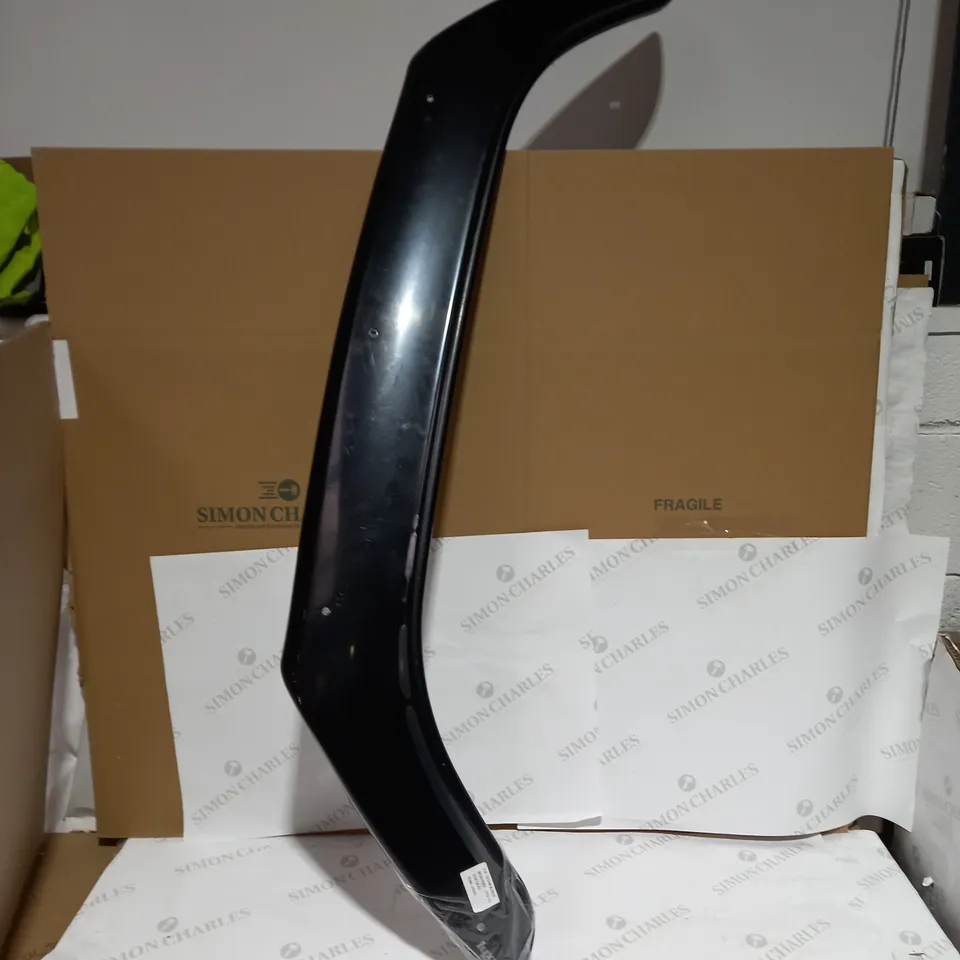 LUXEN EUROPE BLACK TRIM CAR BONNET COLLECTION ONLY