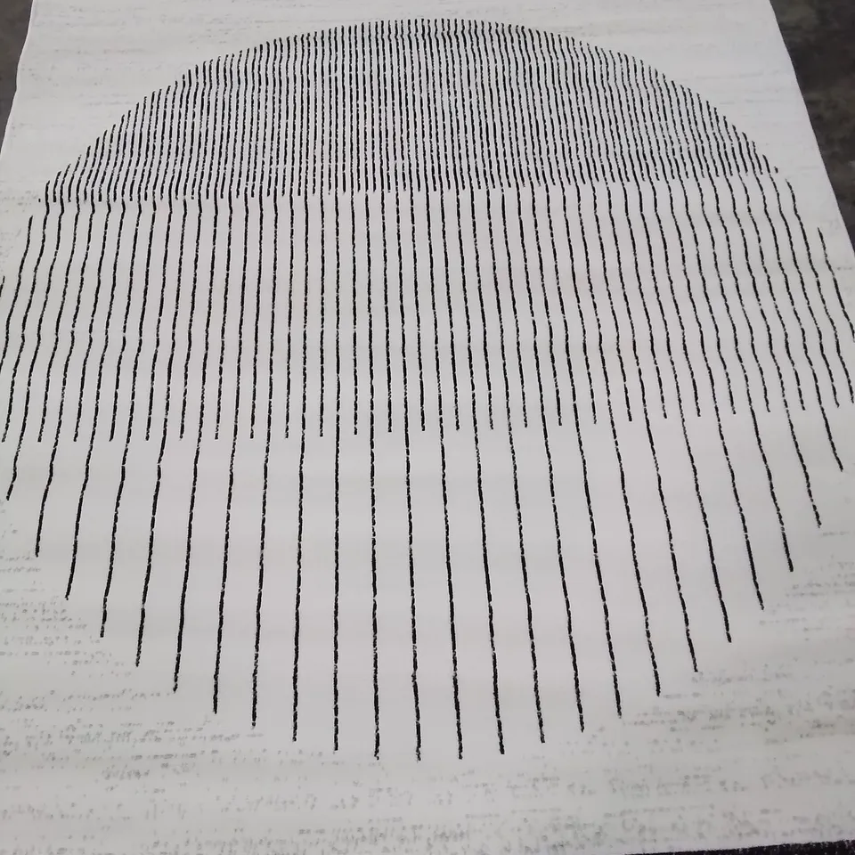 SURYA CORUM BLACK/OFF WHITE RUG IN SIZE 6'7X9'