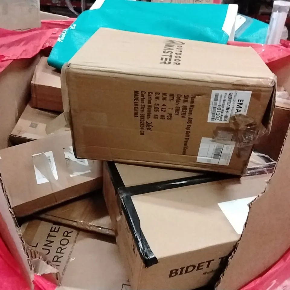 PALLET OF ASSORTED HOUSEHOLD GOODS AND PRODUCTS TO INCLUDE;TOP GOLD TRAVEL COVER,WALL MOUNTED MIRROR,BIDET TOILET SEAT