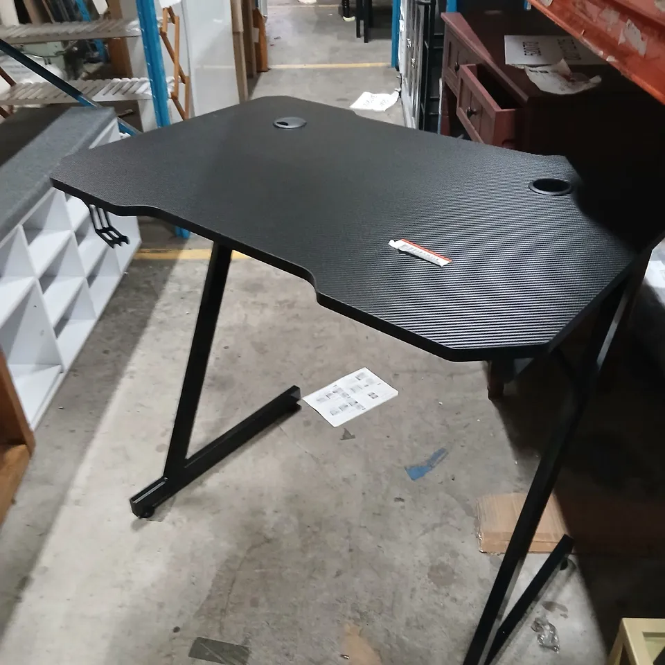 ERGONOMIC BLACK GAMING DESK