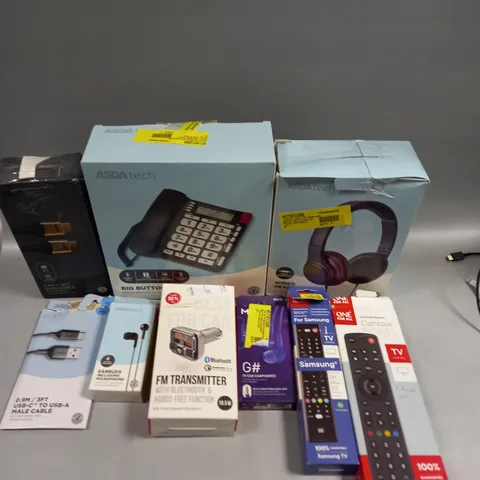 APPROXIMATELY 20 ASSORTED ELECTRICAL PRODUCTS TO INCLUDE LANDLINE PHONE, FM TRANSMITTER, HEADPHONES ETC
