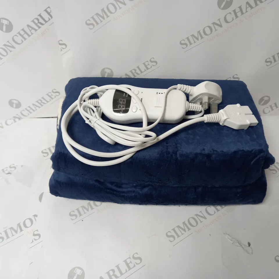 BOXED SUPER POLAR FLEECE HEATED WRAP IN NAVY