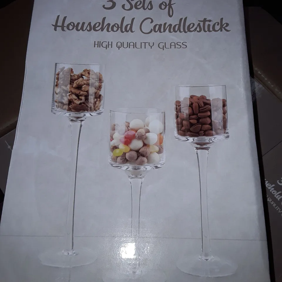 UNPROCESSED PALLET OF ASSORTED ITEMS TO INCLUDE MULTIPLE HOUSEHOLD CANDLE STICK E-PACKS