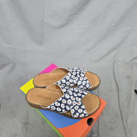 ADESSO WOMEN'S DAISY FLORAL SANDALS – CROSS-STRAP, SLIP-ON UK 7