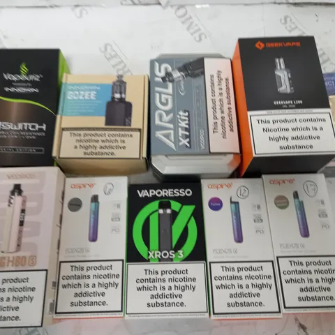 LOT OF 10 ASSORTED VAPING ITEMS TO INCLUDE VOOPOO, INNOKIN AND GEEKVAPE