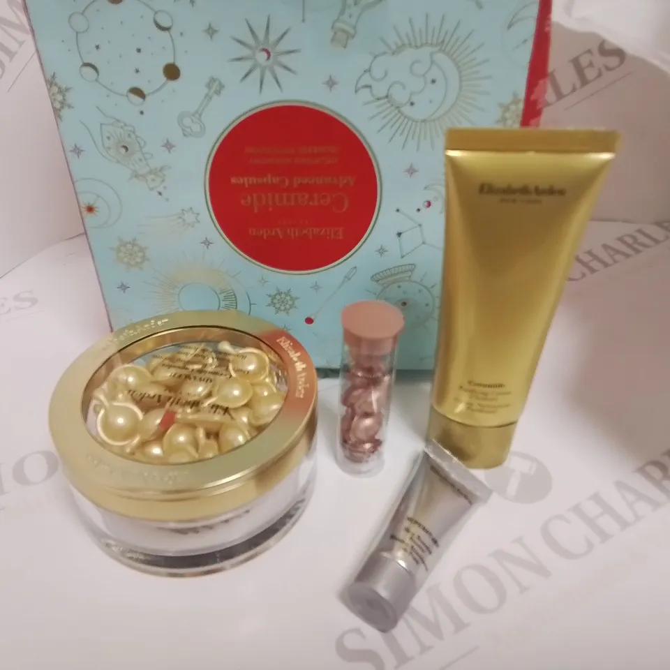 BOXED ELIZABETH ARDEN CERAMIDE ADVANCED CAPSULES  RRP £72