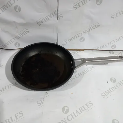 NINJA SET OF 24CM & 30CM HARD ANODISED NON STICK FRYING PANS