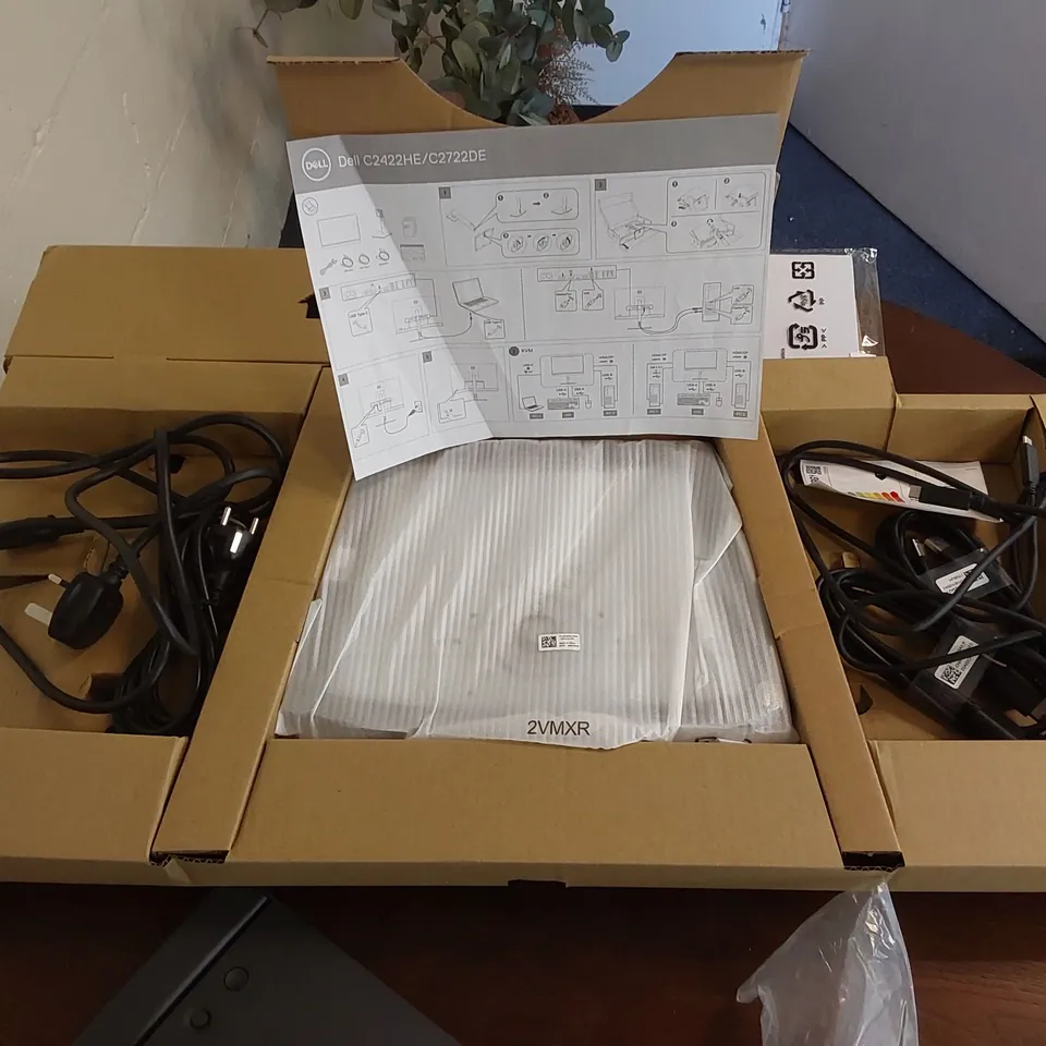 BOXED DELL C2722DE 27-INCH QHD (2560X1440) VIDEO CONFERENCING MONITOR