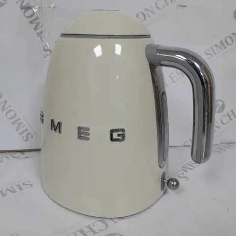 BOXED SMEG KLF03PB KETTLE - PASTEL BLUE