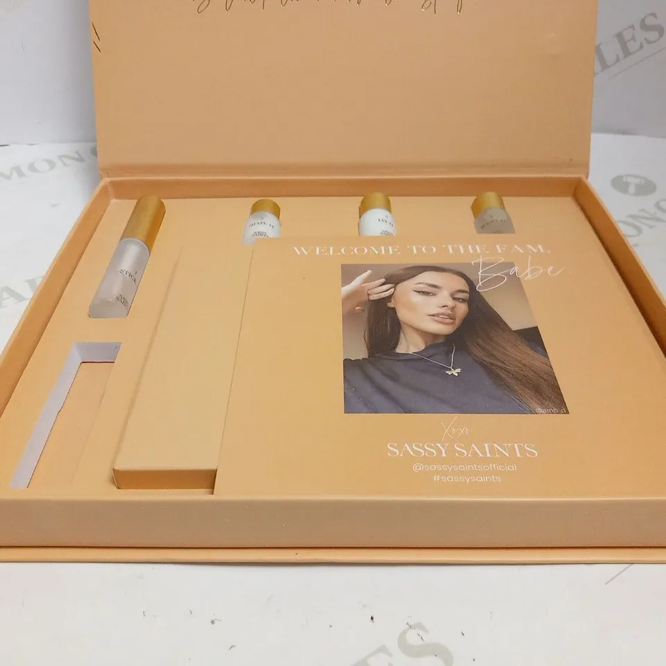 BOXED SASSY SAINT BROW LAMINATION KIT 