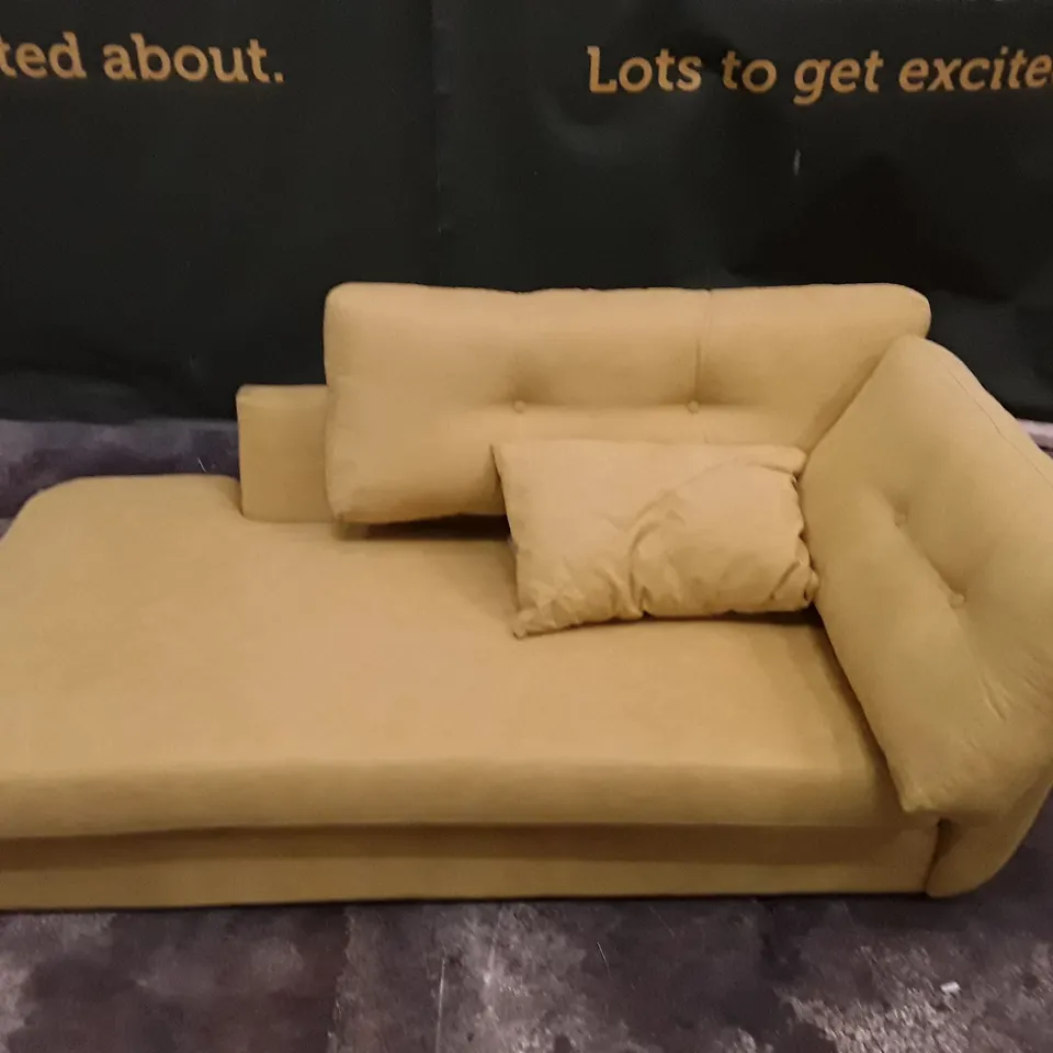 QUALITY DESIGNER RHF CHAISE - YELLOW FABRIC 