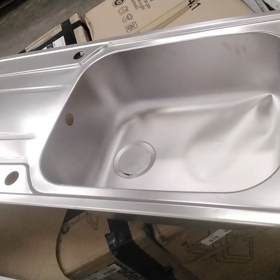BOXED LYELL 1 BOWL SINK AND DRAINER