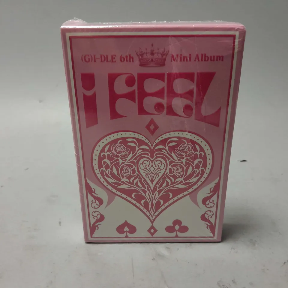 BOXED AND SEALED (G)I-DLE - I FEEL MINI ALBUM