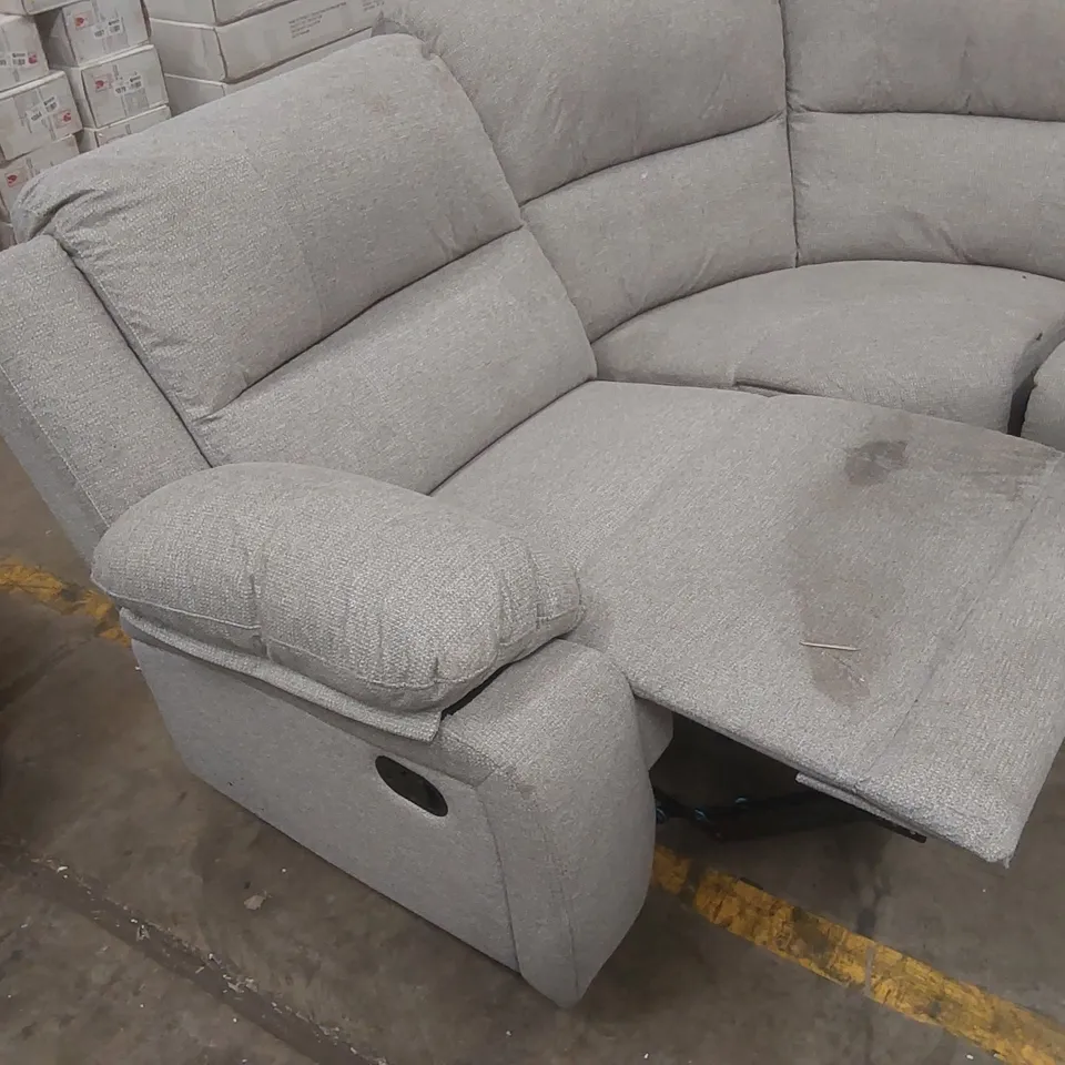 QUALITY DESIGNER FABRIC UPHOLSTERED CORNER SOFA WITH RECLINER, CUP HOLDERS AND STORAGE