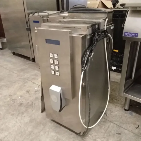 AEQUATOR + COFFEE MACHINE