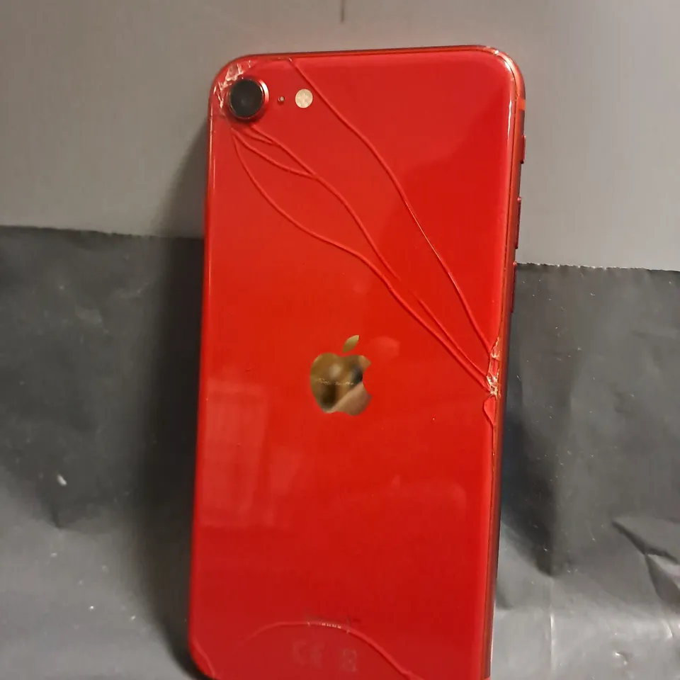 APPLE IPHONE SE IN RED