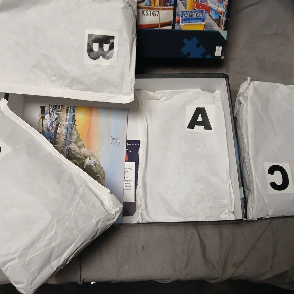 HOUSE OF PUZZLES DAYS AT THE DOCK - 4 X 500 PIECE JIGSAW PUZZLE SET