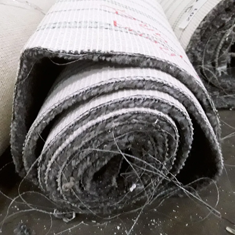 ROLL OF QUALITY DARK GREY CARPET