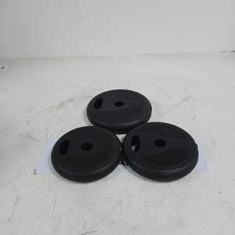 APPROXIMATELY 5 ASSORTED WEIGHTS TO INCLUDE 2KG, 1.5KG ETC