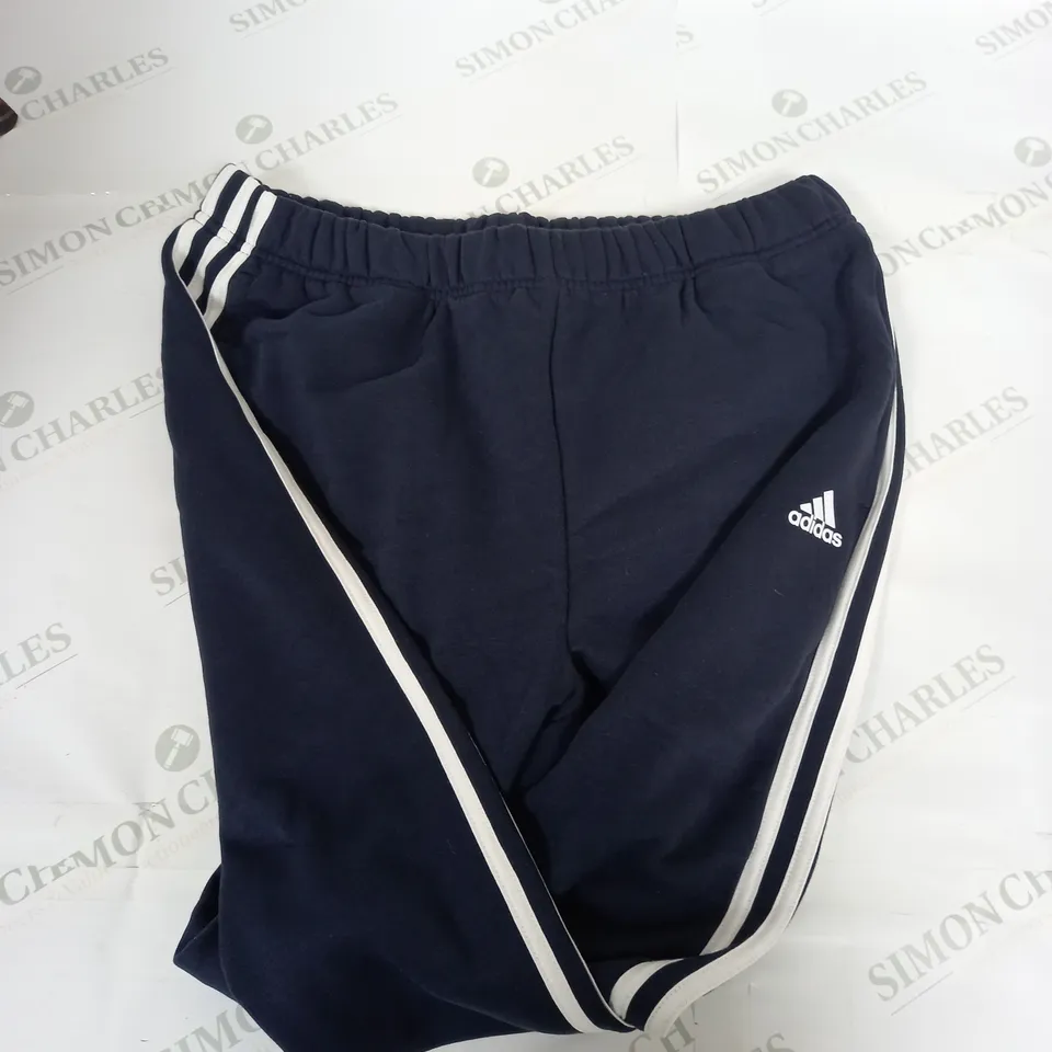 ADIDAS NAVY SWEATPANTS - UK 44-46