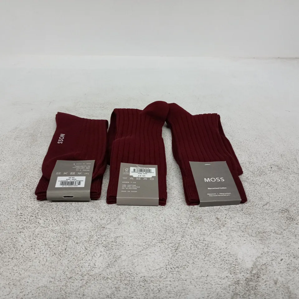 SET OF 3 MOSS RIBBED KNIT SOCKS SIZE 7 - 11