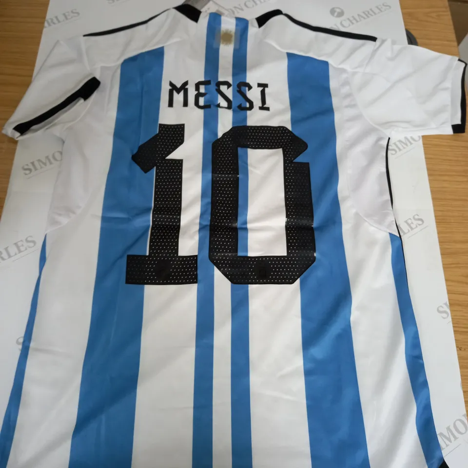 ADIDAS ARGENTINA FOOTBALL TEAM SHIRT - S