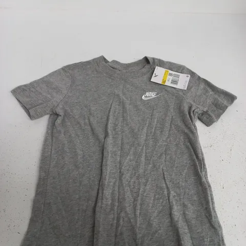 NIKE WOMENS GREY T-SHIRT - SMALL PETITE