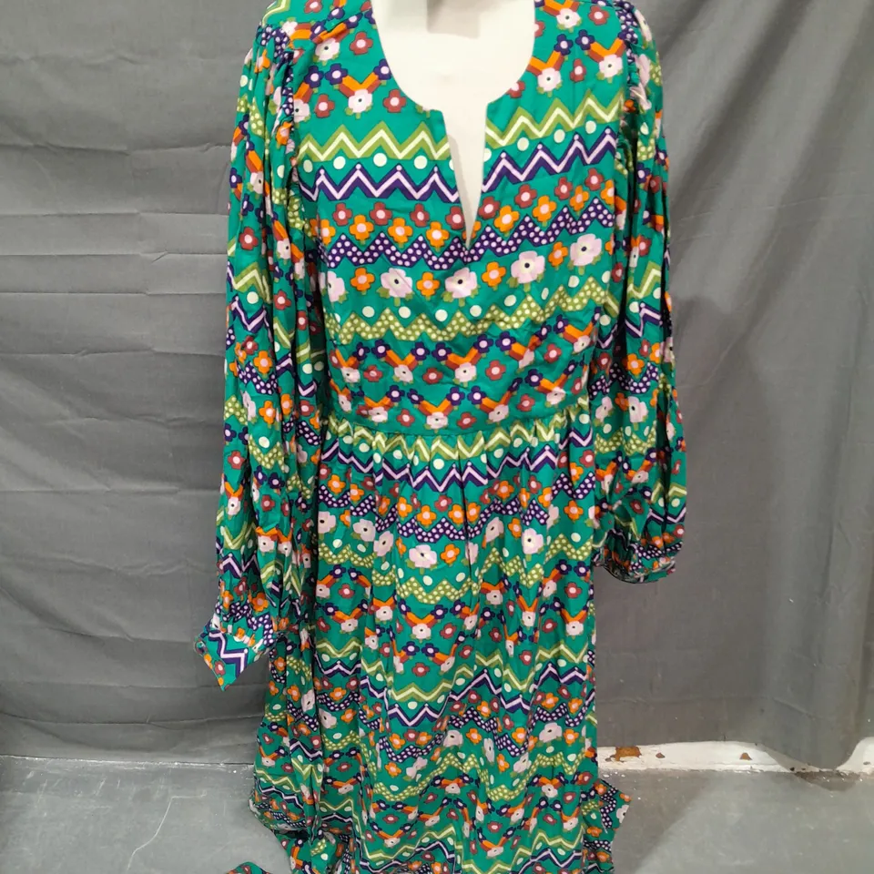 JOANIE DAWN PORTER PATTERNED DRESS IN GREEN - UK 16