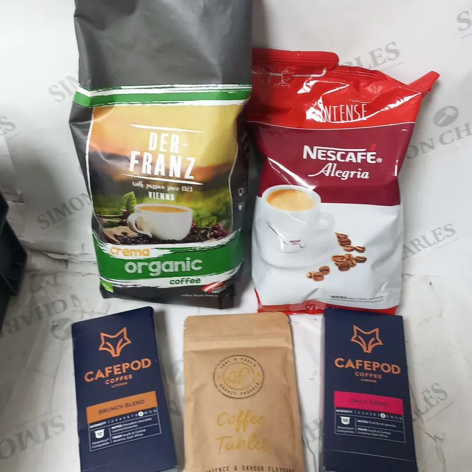 APPROXIMATELY 8 ASSORTED COFFEE BASED PRODUCTS TO INCLUDE; NESCAFE, CAFEPOD, DER-FRANZ AND JANE AND PAUL'S