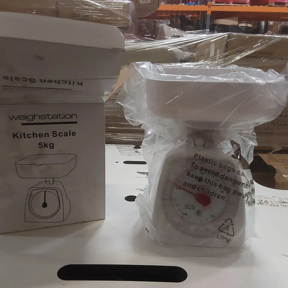 BOXED WEIGHTSTATION KITCHEN SCALE