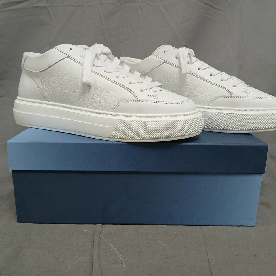 BOXED PAIR OF CLEENS LUXOR TRAINERS IN ICE WHITE SIZE UK 11