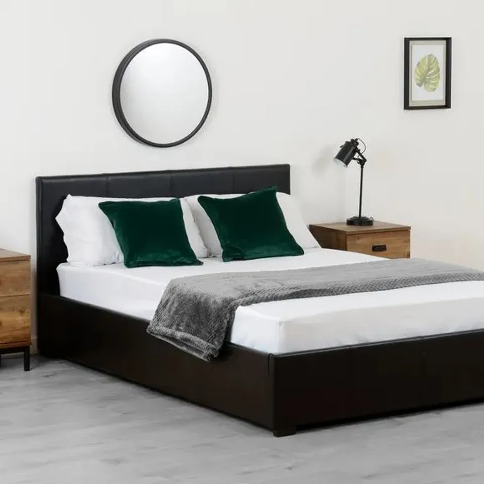 WAVERLEY STORAGE BED