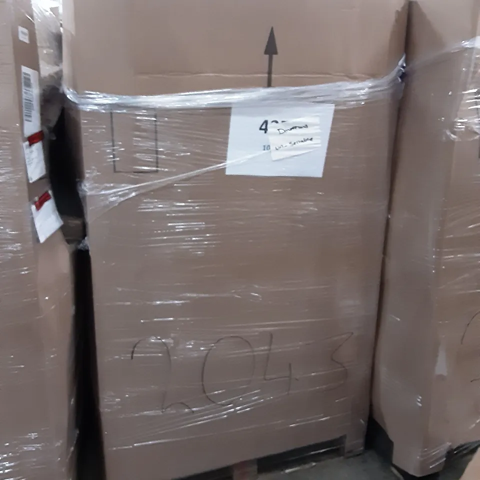 PALLET OF ASSORTED PRODUCTS INCLUDING PATIO UMBRELLA, IM MEK KIDS SCOOTER, RECCI BEDDING, EWEDOO YOGA MAT, LED ROPE LIGHT