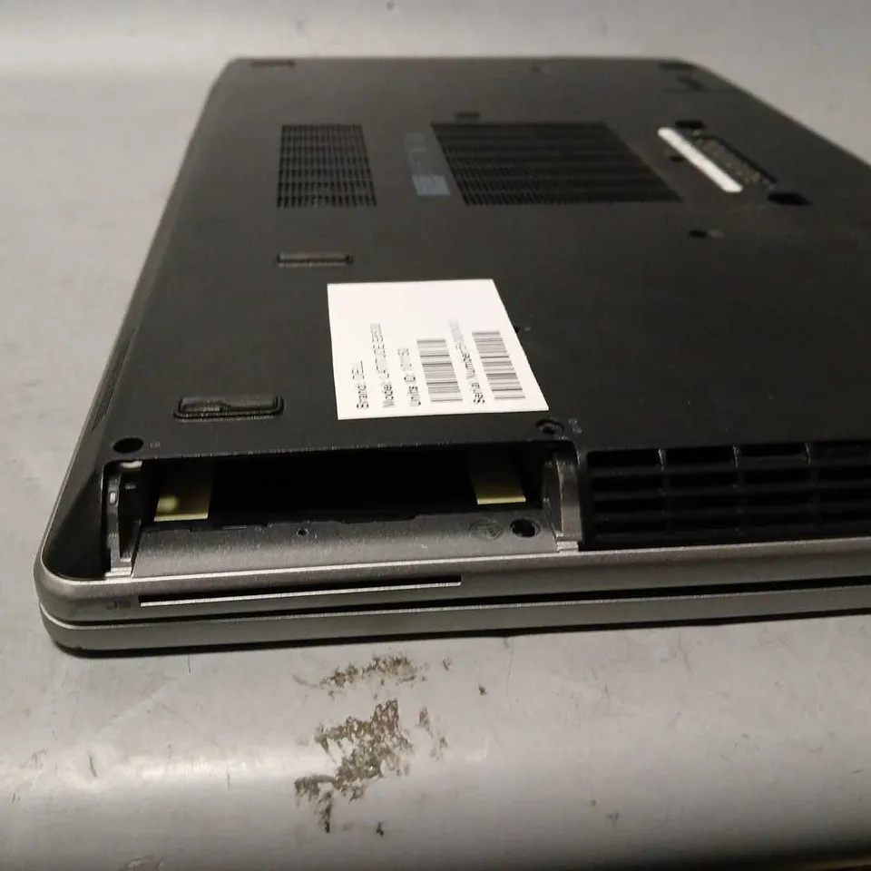 DELL LATITUDE E6530 SERIES LAPTOP 