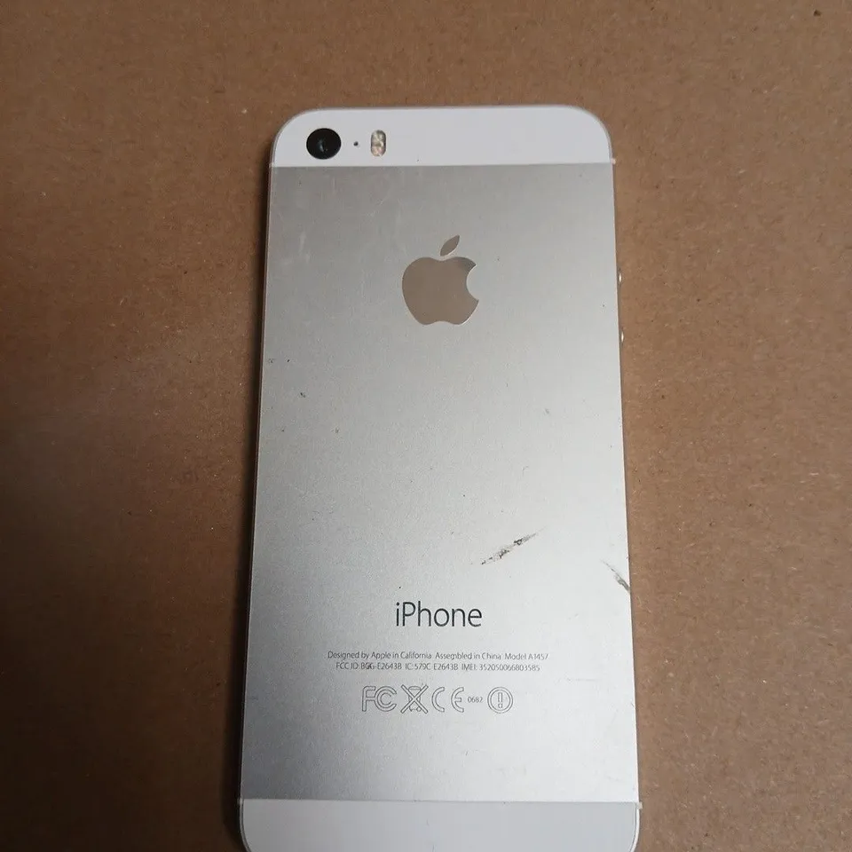 APPLE IPHONE - A1457