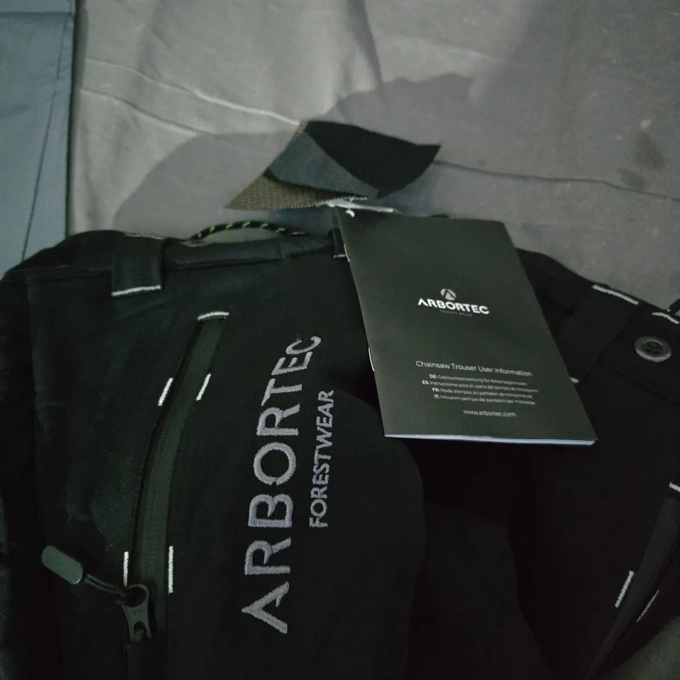 ARBORTEC FORESTWEAR CHAINSAW TROUSERS – PROTECTIVE FORESTRY WORKWEAR